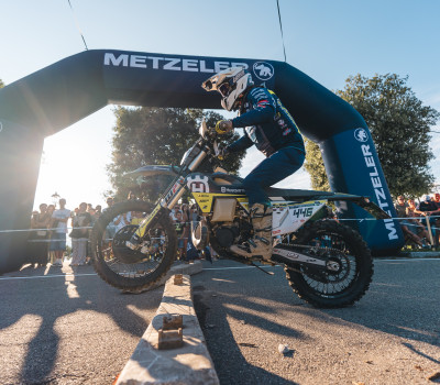 GRANDE SUCCESSO A LAVENO MOMBELLO PER LA TERZA PROVA DEL TROFEO ENDURO HUSQVARNA 2025