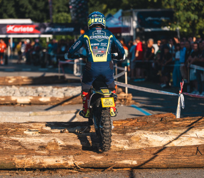 GRANDE SUCCESSO A LAVENO MOMBELLO PER LA TERZA PROVA DEL TROFEO ENDURO HUSQVARNA 2025