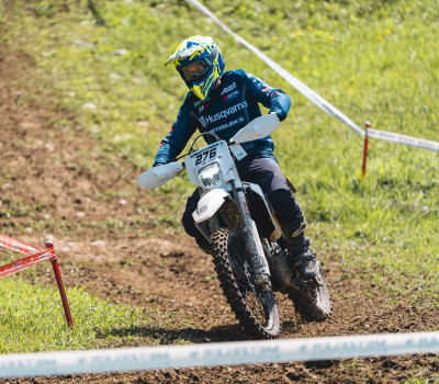 GRANDE SUCCESSO A LAVENO MOMBELLO PER LA TERZA PROVA DEL TROFEO ENDURO HUSQVARNA 2025