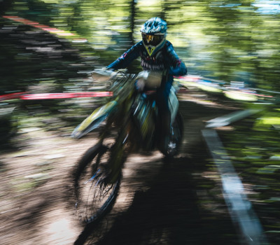GRANDE SUCCESSO A LAVENO MOMBELLO PER LA TERZA PROVA DEL TROFEO ENDURO HUSQVARNA 2025