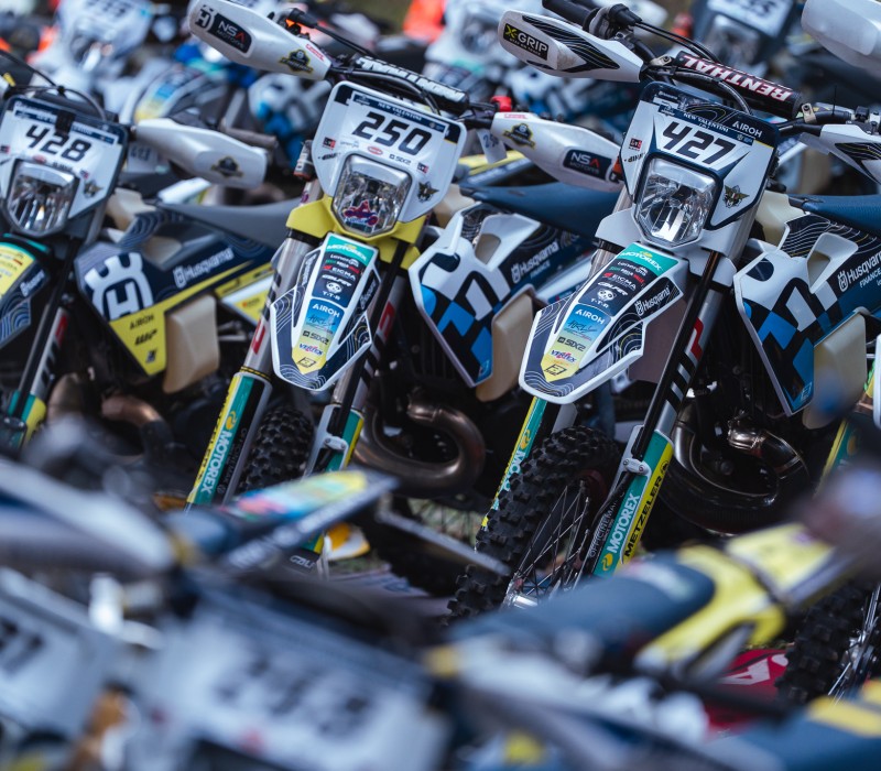 Trofeo Enduro Husqvarna 2026: Yuri Quarti sbanca l’assoluta ad Acqui Terme. Verso il gran finale di Andora.